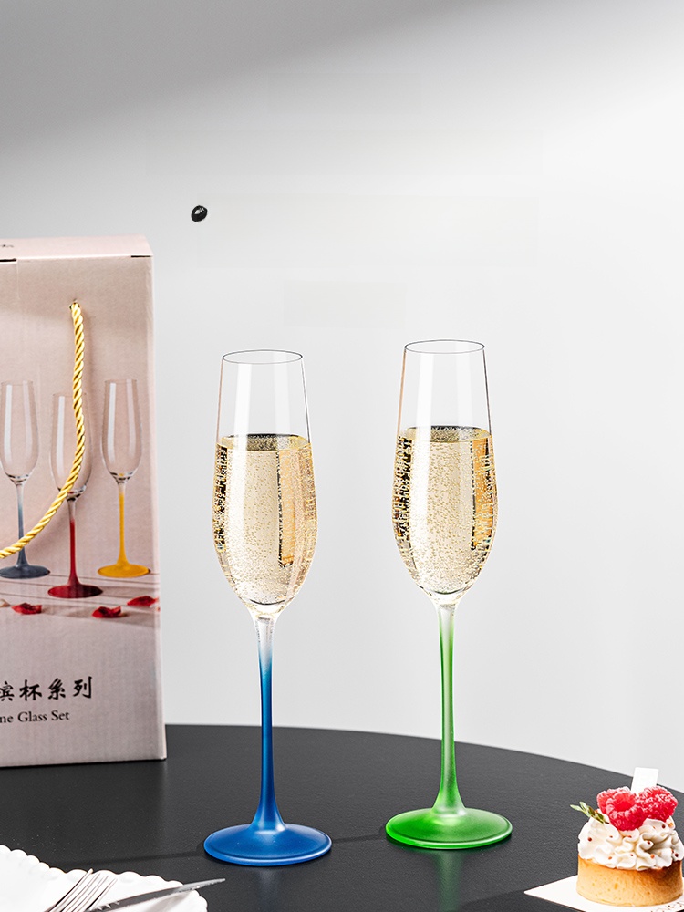 Wine Glass Set Crystal - 2026年新作シャンパングラスセット 家庭用ハイフットクリスタルガラス バブルワイングラス ギフトボックス 北欧スタイル 純色シャンパンカップ