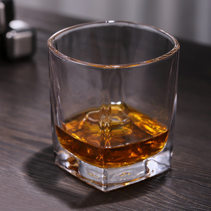 透明ガラスウイスキー,4個セット,235ml,飲料カップ,ヨ - Wine Glass Set Crystal のレビューと価格