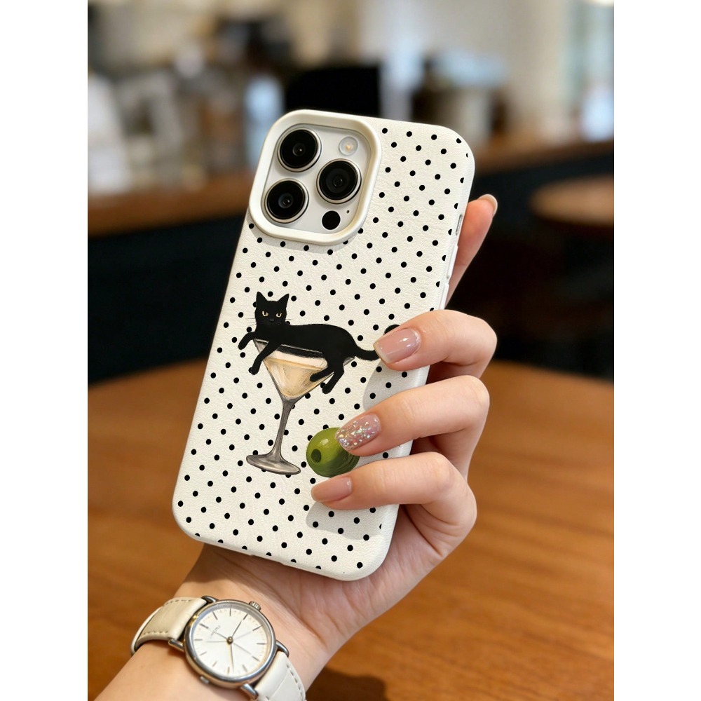ワイングラスに入った芸術的な猫のイラスト入りスマホケース、i - Wine & Beer Quito のレビューと価格
